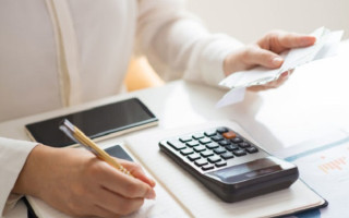 Как определять базу для расчета НДФЛ для иностранных дивидендов: разъяснение