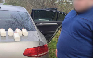 На Львовщине молодой человек перевозил в авто психотропы стоимостью около 5 млн гривен