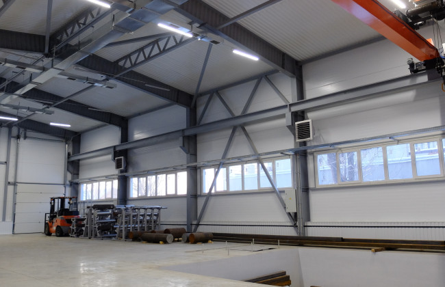 Производственные здания используются как административно-бытовые: нужно ли платить налог