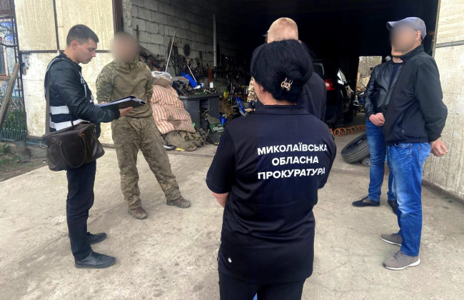 На Николаевщине два мужчины организовали межрегиональный канал сбыта оружия