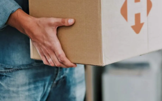 Новая почта отменила оплату за переадресацию для посылок, которые еще в пути