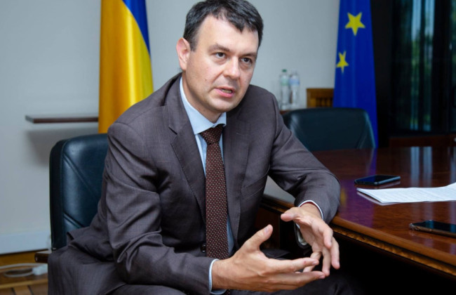 Данило Гетманцев виписав попередження власникам тютюнових кіосків і озвучив варіанти розвитку подій