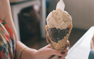 В Польше инспекция забраковала 8,5 тонн мороженого из Украины