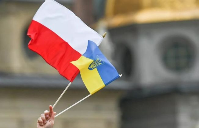 Чи підтримують поляки прийом українських біженців: результати опитування