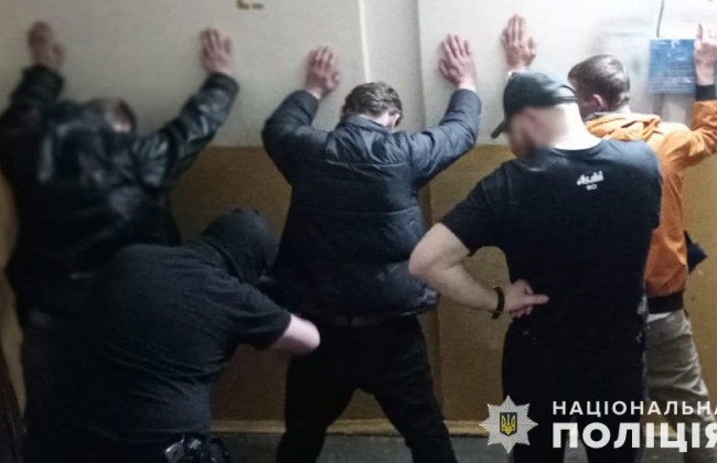 Во Львове женщина организовала «клуб» для употребления наркотиков