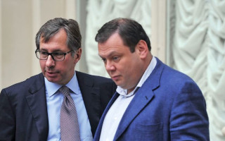 Суд ЕС снял санкции с российских олигархов Фридмана и Авена