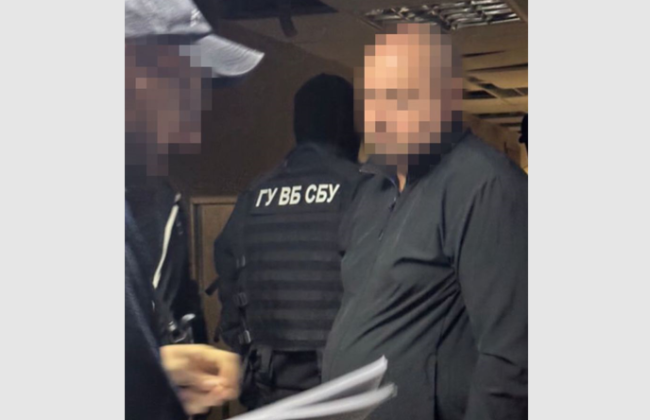 Более 26 млн грн убытков: экс-руководителей хозяйственного подразделения СБУ разоблачили на сделках с топливом