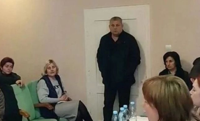 Взорвал гранаты во время заседания сессии сельсовета: на Закарпатье будут судить депутата