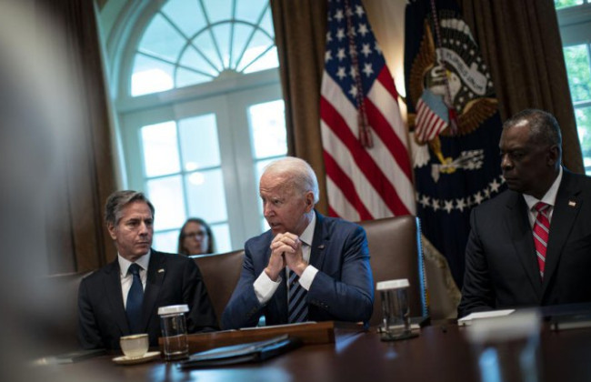 Администрация Байдена возмущена задержкой помощи Украине, однако «плана Б» нет