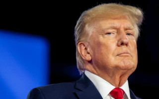 Дональд Трамп хоче змусити Україну до переговорів з рф та поділити НАТО на «два сорти», — ЗМІ дізнались про план