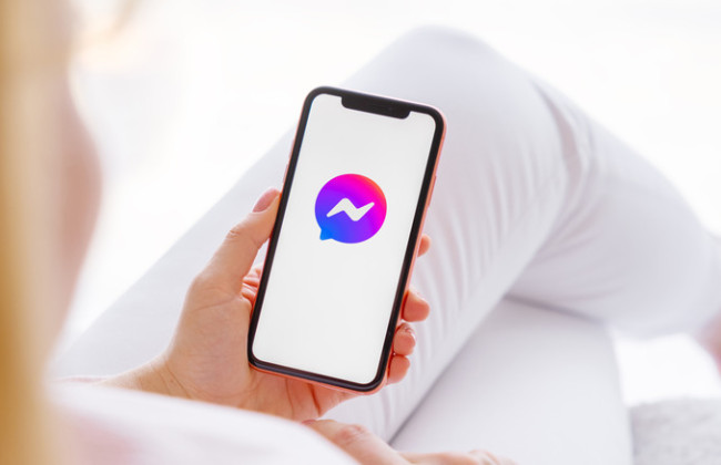 Meta позволила пользователям Facebook Messenger создавать совместные альбомы в чатах и отправлять HD-фото