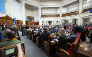 Верховна Рада запропонувала Кабміну підвищити зарплату військовим «на нулі»