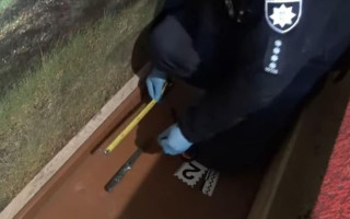 В Сумах мужчина зарезал соседа на почве ревности