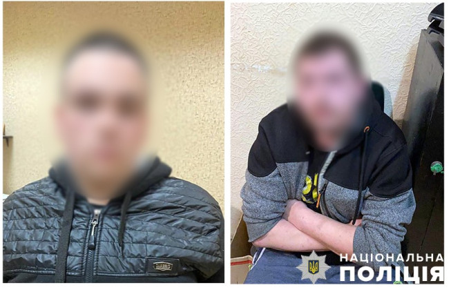 В Киеве суд вынес приговор мужчинам, которые подожгли человека в заброшенном здании кинотеатра