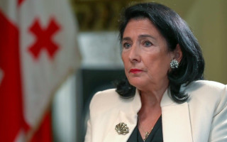 Президент Грузії готує помилування для учасника мітингів проти законопроєкту «про іноагентів»