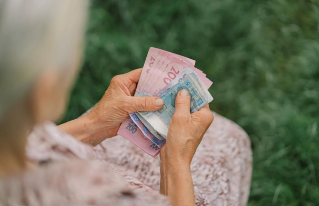 Понад 62% українців отримують пенсію до п'яти тисяч гривень — ПФУ