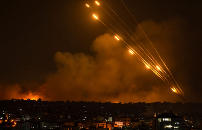 Иран нанес удары по Израилю ракетами и дронами: что известно на данный момент
