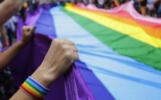 У Німеччині спрощують для трансгендерних людей зміну імені та статі в документах