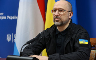 Денис Шмыгаль назвал нецелесообразным перенаправление средств с телемарафона на ВСУ
