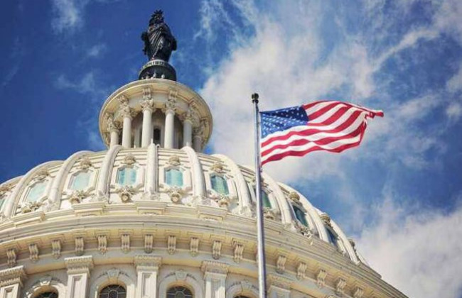 Конгрессмены США призвали спикера Джонсона немедленно вынести на рассмотрение помощь для Украины и Израиля