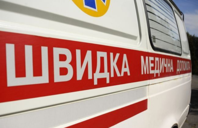 Оккупанты сбросили боеприпас на автомобиль «скорой» на Харьковщине