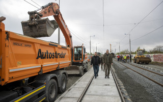 Кличко планує відкрити рух автотранспорту Подільсько-Воскресенським мостом у вересні