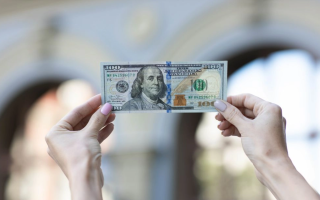 МВФ прогнозує зростання курсу долара до 54 гривень у 2029 році