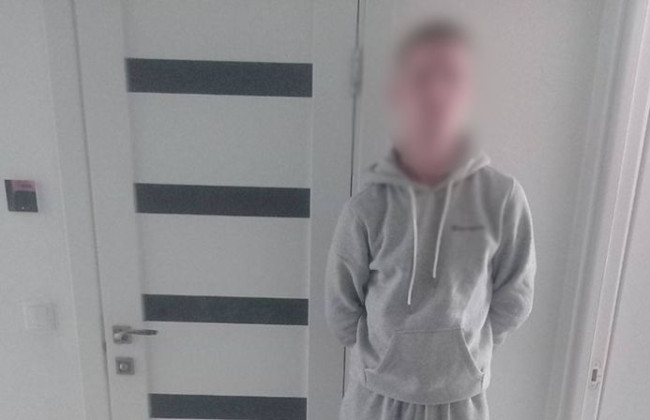 Разбойное нападение на салон красоты в Киеве: злоумышленнику сообщили о подозрении