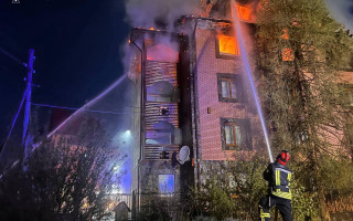 На Івано-Франківщині сталася пожежа в готелі: відео