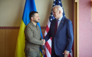 Зеленский провел разговор с Байденом: говорили о финансировании для Украины