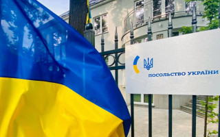 Какие услуги консульств не доступны для украинских мужчин призывного возраста: перечень