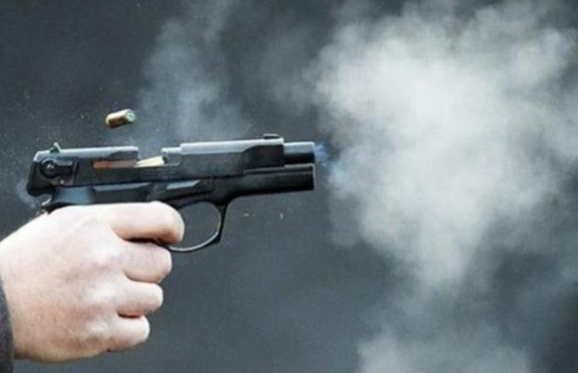 В Харькове мужчина устроил стрельбу на остановке общественного транспорта: есть раненые