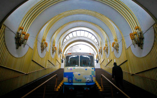 Кияни просять владу перекрити вікна фунікулера захисною сіткою: петиція