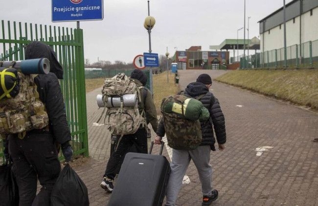 В Польше предлагают депортировать из Европы всех мужчин-украинцев: что говорят в МИДе страны