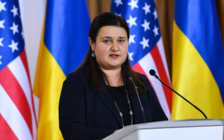 США можуть не знайти зброю та техніку для України на всю суму допомоги, – посол Маркарова