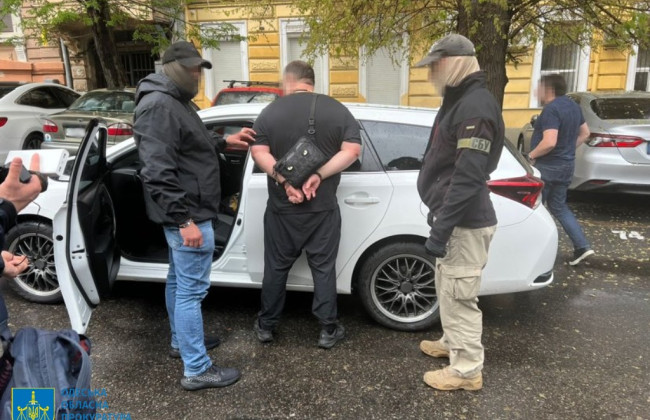 В Одесской области разоблачили полицейского, который требовал $3500 за избежание админответственности