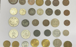 Вместо чая и конфет одесские таможенники обнаружили коллекцию монет из 85 стран мира