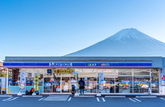 У Японії закриють популярний вид на гору Фудзі через туристів: що відомо