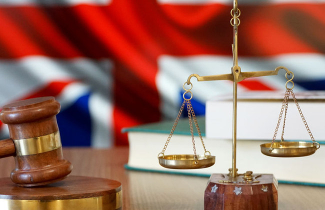 Британцу предъявили обвинение в вероятной вербовке поджигателей недвижимости связанной с Украиной