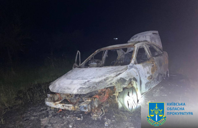 В Киевской области мужчина поджег автомобиль вместе с бывшей женой из-за отказа возобновить отношения