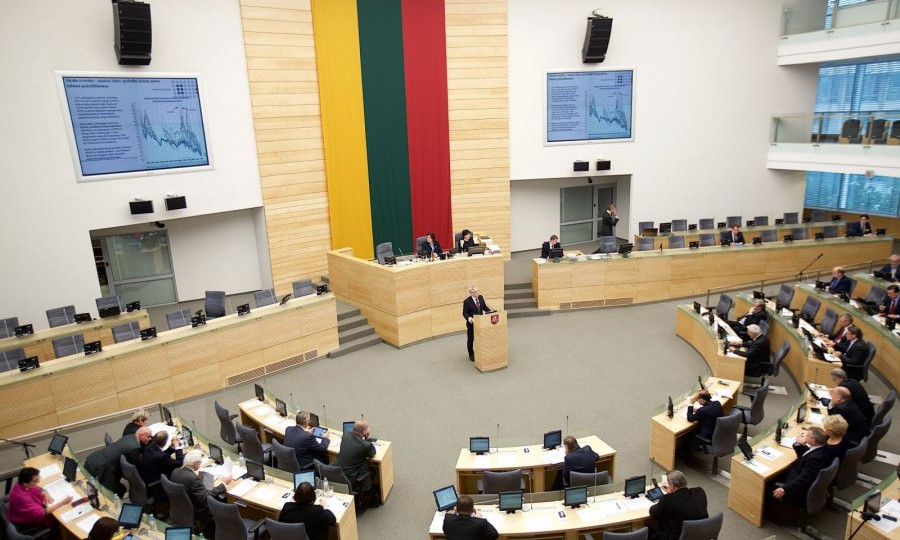 У Литві планують зобов'язати працівників-іноземців вивчати державну мову