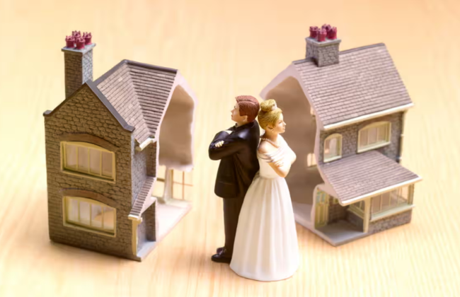 В Великобритании адвокаты случайно развели не ту пару, щелкнув не туда