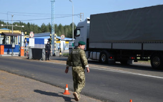 Перевізники б'ють на сполох: працівники ТЦК забирають водіїв фур із міжнародних рейсів