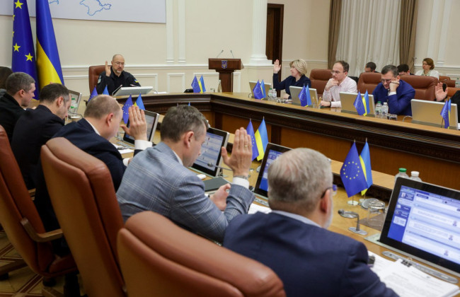 Правительство выделило 662 млн гривен на установку сканеров для досмотра грузов на двух таможнях