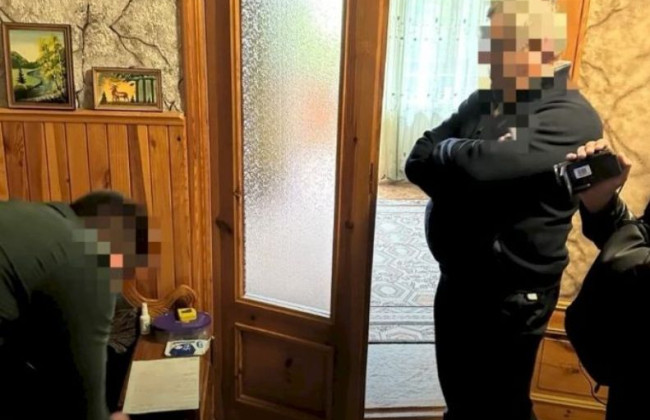 Председателю райсуда из Днепропетровщины, разоблаченного на получении $2500 взятки, сообщили о подозрении