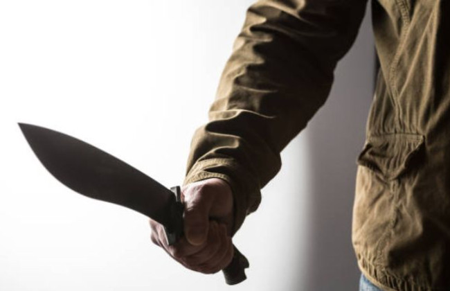 В Лондоне мужчина с мачете напал на людей: подробности инцидента