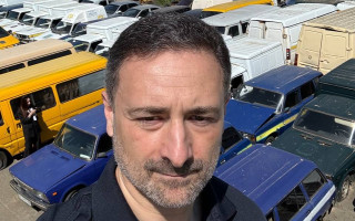 «Как вам хлам»: Укрпочта продала ретроавтомобили на 3,28 млн гривен, что на 60% дороже