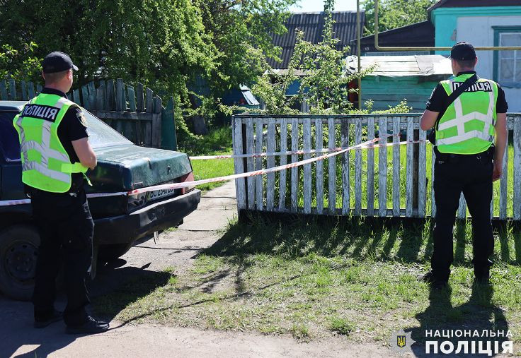 В Житомирской области мужчина застрелил 7-летнего ребенка и жену и сам совершил самоубийство