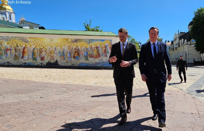 Великобритания и Украина начали переговоры о 100-летнем партнерстве