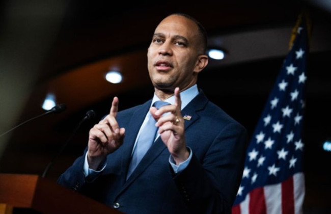 Конгрессмен Хаким Джеффрис: США могут вмешаться в конфликт, если Украина «падет»